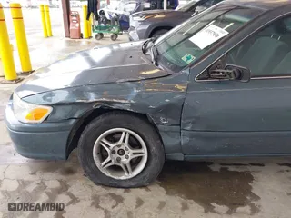 2000 Toyota Camry CE with VIN 4T1BG22KXYU923956, listed as a IAAI auction lot 41937950 with 101,539 mi miles. Bid and sale history available at carsss.com. Image 6.