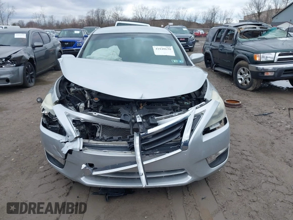2015 Nissan Altima 2.5 S with VIN 1N4AL3AP4FN354906, listed as a IAAI auction lot 41840630 with 169,130 mi miles. Bid and sale history available at carsss.com. Image 13.