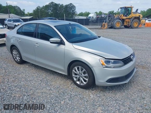 2011 Volkswagen Jetta Sedan SE w/Convenience & Sunroof PZEV with VIN 3VWDZ7AJ9BM360775, listed as a IAAI auction lot 42134100 with 183,012 mi miles. Bid and sale history available at carsss.com. Image 1.