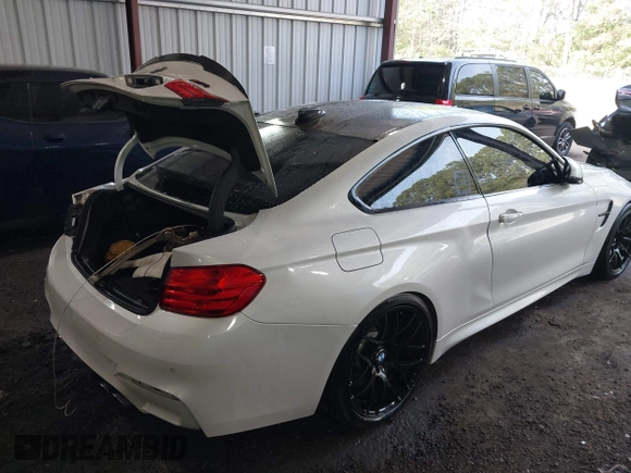 2015 BMW M4 with VIN WBS3R9C59FK331843, listed as a IAAI auction lot 42105398 with 105,348 mi miles and . Bid and sale history available at DreamBid. Image 4.