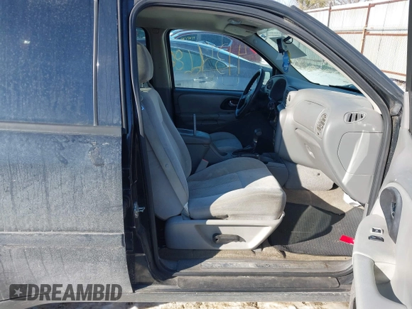 2008 Chevrolet TrailBlazer 3LT with VIN 1GNDT13S682105208, listed as a IAAI auction lot 41356686 with 103,270 mi miles and . Bid and sale history available at DreamBid. Image 13.