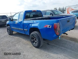 2007 Chevrolet Colorado LT w/1LT with VIN 1GCDT19E878104826, listed as a IAAI auction lot 42068975 with 262,741 mi miles. Bid and sale history available at carsss.com. Image 3.