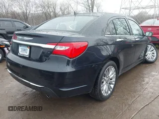 2012 Chrysler 200 Limited with VIN 1C3CCBCG0CN326725, listed as a IAAI auction lot 41513027 with 118,238 mi miles and . Bid and sale history available at DreamBid. Image 4.