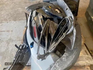 2018 McLaren 720S z VIN SBM14DCA3JW001315, wystawiony jako Copart lot #78193064 z przebiegiem Nie podano mil oraz Szkody całkowita. Historia ofert i sprzedaży dostępna na DreamBid. Obrazek 13.