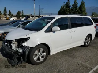 2020 Toyota Sienna LE Auto Access Seat с VIN 5TDKZ3DC8LS038386, выставлен на аукционе Copart как лот 57040115 с пробегом 87 245 миль миль и Списание • Salvage title. История ставок и продаж доступна на DreamBid. Изображение 1.