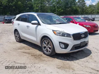 2016 Kia Sorento SXL with VIN 5XYPK4A55GG113053, listed as a IAAI auction lot 42852512 with 186,501 mi miles and . Bid and sale history available at DreamBid. Image 1.