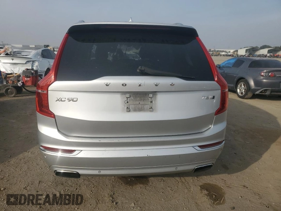 2016 Volvo XC90 T6 Inscription z VIN YV4A22PL4G1024751, wystawiony jako Copart lot #87073174 z przebiegiem Nie podano mil oraz Szkoda całkowita • Salvage title. Historia ofert i sprzedaży dostępna na DreamBid. Obrazek 6.