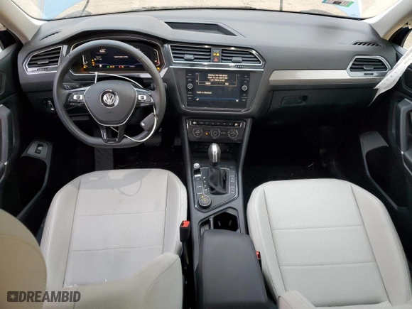 2020 Volkswagen Tiguan SE with VIN 3VV2B7AXXLM181344, listed as a Copart auction lot 87182794 with 62,145 mi miles and Salvage Title. Bid and sale history available at carsss.com. Image 8.