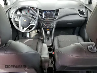 2022 Chevrolet Trax LT with VIN KL7CJPSM0NB556787, listed as a Copart auction lot 44207695 with 17,751 mi miles and Salvage Title. Bid and sale history available at DreamBid. Image 8.