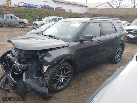 2019 Ford Explorer Sport with VIN 1FM5K8GT6KGB39523, listed as a IAAI auction lot 40913683 with 50,380 mi miles. Bid and sale history available at carsss.com. Image 2.