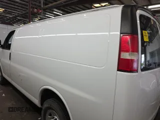 2015 Chevrolet Express Cargo with VIN 1GCWGFCF2F1262646, listed as a IAAI auction lot 42801576 with 165,952 mi miles and . Bid and sale history available at DreamBid. Image 19.