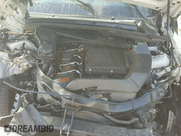 2007 BMW 3 Series 335i with VIN WBAVB73577KY60943, listed as a Copart auction lot 26073428 with Not provided miles and Non repairable. Bid and sale history available at DreamBid. Image 7.