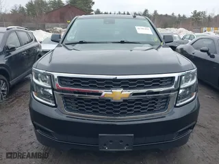 2020 Chevrolet Suburban LT with VIN 1GNSKHKC4LR234268, listed as a IAAI auction lot 41701431 with 33,152 mi miles. Bid and sale history available at carsss.com. Image 6.