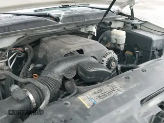 2011 Cadillac Escalade ESV Premium с VIN 1GYS4JEF2BR102537, выставлен на аукционе IAAI как лот 41405253 с пробегом 153 524 миль миль и . История ставок и продаж доступна на DreamBid. Изображение 18.