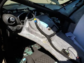 2021 Chevrolet Blazer LT z VIN 3GNKBCRS7MS569622, wystawiony jako Copart lot #56333085 z przebiegiem Nie podano mil oraz Czysty tytuł • Clean title. Historia ofert i sprzedaży dostępna na DreamBid. Obrazek 8.