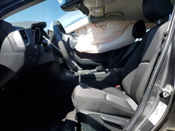 2018 Mazda Mazda3 5-Door Sport with VIN 3MZBN1K7XJM178567, listed as a Copart auction lot 49958405 with 106,965 mi miles and Salvage Title. Bid and sale history available at carsss.com. Image 7.