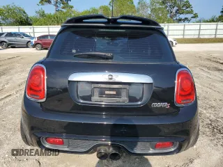 2016 MINI Hardtop S with VIN WMWXP7C58G3B49310, listed as a Copart auction lot 52460835 with 11,209 mi miles and Salvage Title. Bid and sale history available at DreamBid. Image 6.