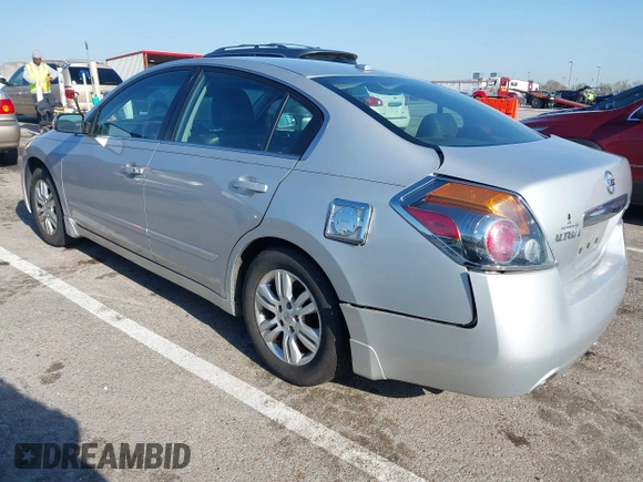 2011 Nissan Altima S with VIN 1N4AL2AP1BN431865, listed as a IAAI auction lot 41948886 with 217,389 mi miles and . Bid and sale history available at carsss.com. Image 3.
