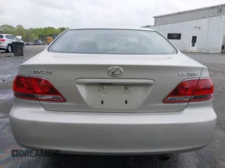 2005 Lexus ES 330 with VIN JTHBA30G755069068, listed as a IAAI auction lot 41947770 with 274,531 mi miles. Bid and sale history available at carsss.com. Image 16.