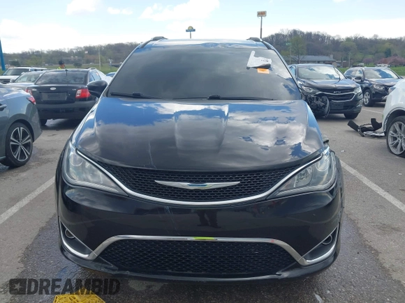 2018 Chrysler Pacifica Touring L with VIN 2C4RC1BG9JR120790, listed as a IAAI auction lot 41998460 with 124,146 mi miles and . Bid and sale history available at DreamBid. Image 13.