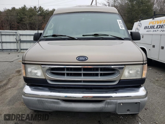 2001 Ford Econoline Cargo Recreational with VIN 1FDPE24L51HB59174, listed as a Copart auction lot 84857404 with 129,690 mi miles and Salvage Title. Bid and sale history available at DreamBid. Image 5.