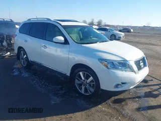 2015 Nissan Pathfinder SV с VIN 5N1AR2MN2FC609752, выставлен на аукционе IAAI как лот 41607632 с пробегом 74 405 миль миль и . История ставок и продаж доступна на DreamBid. Изображение 1.