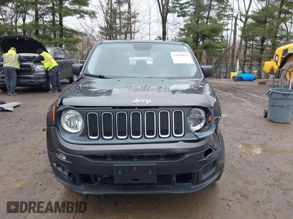 2016 Jeep Renegade Sport with VIN ZACCJBATXGPC85695, listed as a IAAI auction lot 42010070 with 131,839 mi miles. Bid and sale history available at carsss.com. Image 12.