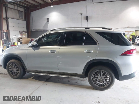 2022 Mercedes-Benz GLE 350 with VIN 4JGFB4JB0NA686064, listed as a IAAI auction lot 38820425 with Not provided miles and . Bid and sale history available at DreamBid. Image 13.