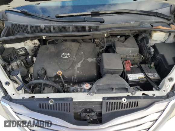 2017 Toyota Sienna XLE Auto Access Seat with VIN 5TDYZ3DC3HS801416, listed as a Copart auction lot 45015455 with 66,951 mi miles and Salvage Title. Bid and sale history available at carsss.com. Image 12.