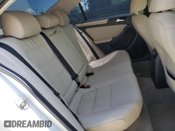 2011 Volkswagen Jetta SE with VIN 3VWDZ7AJ0BM052023, listed as a Copart auction lot 59148675 with 132,303 mi miles and Salvage title. Bid and sale history available at DreamBid. Image 10.