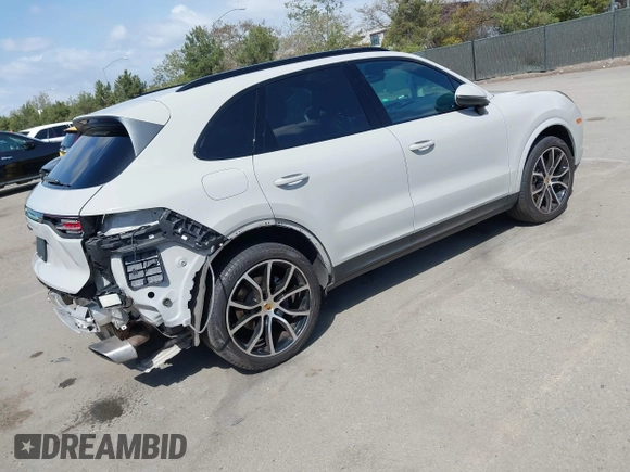 2021 Porsche Cayenne z VIN WP1AA2AY2MDA02749, wystawiony jako IAAI lot #41944514 z przebiegiem 97 493 mil mil oraz . Historia ofert i sprzedaży dostępna na DreamBid. Obrazek 4.