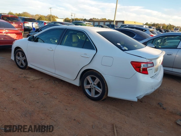 2012 Toyota Camry L with VIN 4T1BF1FK9CU604693, listed as a IAAI auction lot 40948452 with 216,496 mi miles. Bid and sale history available at carsss.com. Image 3.