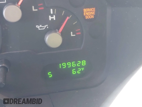 2004 Ford Explorer XLT z VIN 1FMZU63K24ZA86906, wystawiony jako IAAI lot #42177900 z przebiegiem 199 628 mil mil oraz . Historia ofert i sprzedaży dostępna na DreamBid. Obrazek 7.