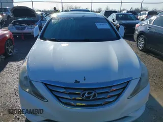 2011 Hyundai Sonata SE with VIN 5NPEC4AC0BH089653, listed as a IAAI auction lot 41820821 with 187,704 mi miles and . Bid and sale history available at carsss.com. Image 6.