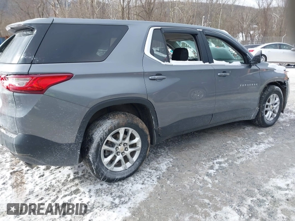 2019 Chevrolet Traverse LS with VIN 1GNEVFKWXKJ278694, listed as a IAAI auction lot 41630331 with 1 mi miles. Bid and sale history available at carsss.com. Image 4.