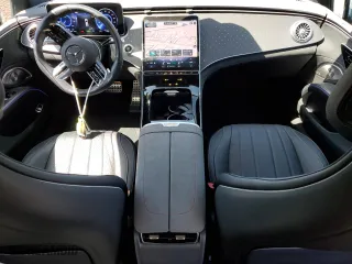 2022 Mercedes-Benz EQS with VIN W1KCG2DB2NA009080, listed as a Copart auction lot 49913344 with 8,263 mi miles. Bid and sale history available at carsss.com. Image 8.