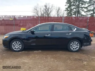 2016 Nissan Altima 2.5 SL with VIN 1N4AL3AP4GC252731, listed as a IAAI auction lot 41664998 with 143,068 mi miles. Bid and sale history available at carsss.com. Image 15.