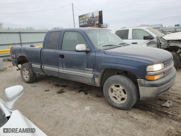 1999 Chevrolet Silverado 1500 LT with VIN 1GCEK19T2XE225083, listed as a Copart auction lot 43785565 with 165,598 mi miles and Salvage Title. Bid and sale history available at carsss.com. Image 4.