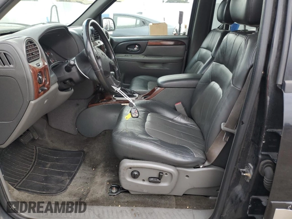 2004 GMC Envoy SLE with VIN 1GKDT13S442155788, listed as a Copart auction lot 50270135 with 164,271 mi miles and Salvage Title. Bid and sale history available at carsss.com. Image 7.