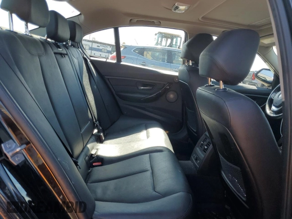 2014 BMW 3 Series 328i xDrive with VIN WBA3B3C58EJ977546, listed as a Copart auction lot 53090185 with 134,823 mi miles and Salvage Title. Bid and sale history available at DreamBid. Image 10.