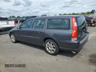 2006 Volvo V70 2.4L with VIN YV1SW612262538703, listed as a Copart auction lot 64398525 with 212,222 mi miles and Salvage title. Bid and sale history available at DreamBid. Image 2.