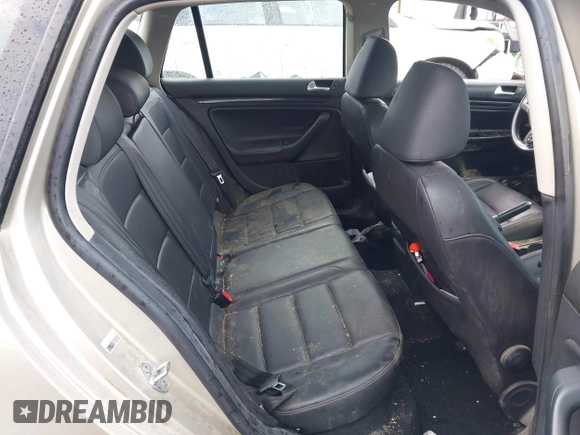 2013 Volkswagen Jetta TDI w/Sunroof & Nav with VIN 3VWPL7AJ2DM612321, listed as a IAAI auction lot 41940023 with 145,828 mi miles and . Bid and sale history available at DreamBid. Image 8.