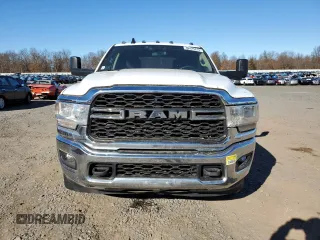 2019 Ram 3500 Tradesman with VIN 3C7WRSCL3KG682990, listed as a Copart auction lot 80429414 with 0 mi miles and Clean Title. Bid and sale history available at carsss.com. Image 5.