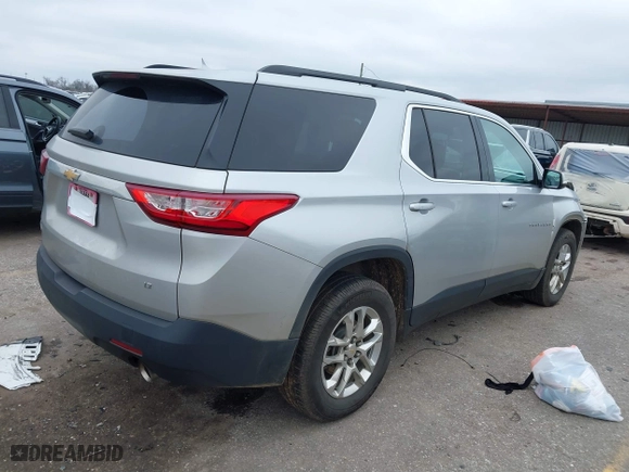 2019 Chevrolet Traverse LT Cloth with VIN 1GNERGKW2KJ291739, listed as a IAAI auction lot 41606802 with 114,608 mi miles. Bid and sale history available at carsss.com. Image 4.