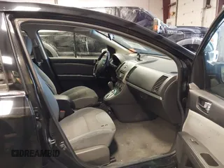 2011 Nissan Sentra 2.0 with VIN 3N1AB6AP0BL655099, listed as a IAAI auction lot 41288016 with 170,275 mi miles and . Bid and sale history available at DreamBid. Image 5.