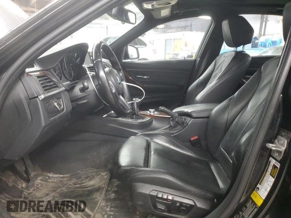 2013 BMW 3 Series 335i xDrive with VIN WBA3B9G5XDNR79027, listed as a Copart auction lot 59622525 with 126,559 mi miles and Clean title. Bid and sale history available at DreamBid. Image 7.