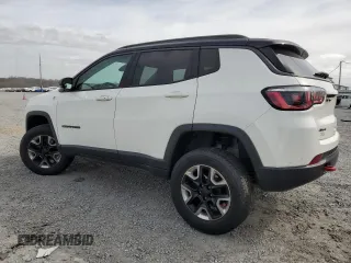 2018 Jeep Compass Trailhawk with VIN 3C4NJDDB9JT451440, listed as a Copart auction lot 47638765 with 115,683 mi miles and Salvage Title. Bid and sale history available at carsss.com. Image 2.