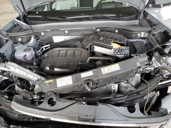 2024 Volkswagen Atlas SEL Premium R-Line with VIN 1V2FE2CA9RC249533, listed as a Copart auction lot 46794585 with 2,131 mi miles and Salvage title. Bid and sale history available at DreamBid. Image 12.