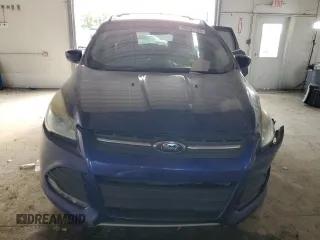 2013 Ford Escape SE z VIN 1FMCU9GX2DUD31603, wystawiony jako Copart lot #59081725 z przebiegiem 131 263 mil mil oraz Szkoda całkowita • Salvage title. Historia ofert i sprzedaży dostępna na DreamBid. Obrazek 5.