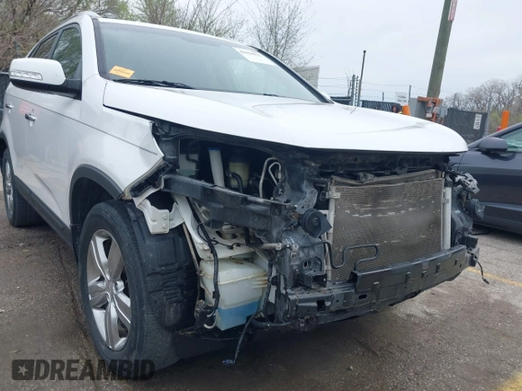 2012 Kia Sorento EX with VIN 5XYKU4A6XCG290754, listed as a IAAI auction lot 41918932 with 190,679 mi miles and . Bid and sale history available at carsss.com. Image 6.